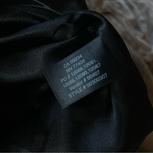 Club Monaco Black Bubble Hem Mini Skirt — Ruffle Detail - Picture 7 of 7